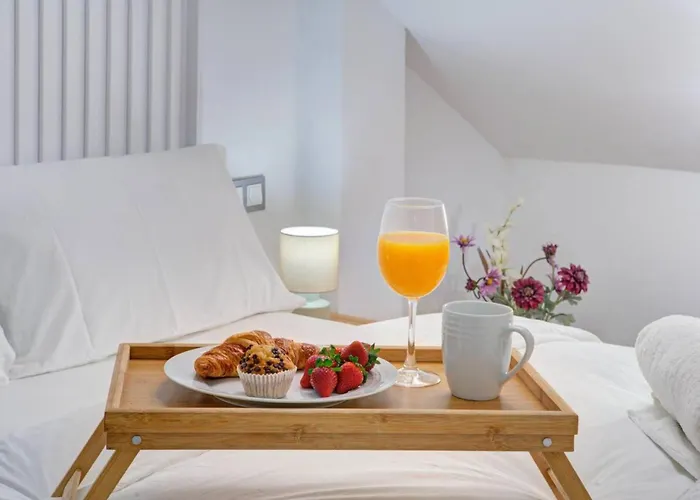 Home4u San Antonio - 1 Min Walk To דירה