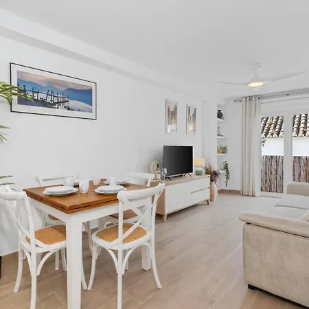 Appartement Home4u San Antonio - 1 Min Walk To